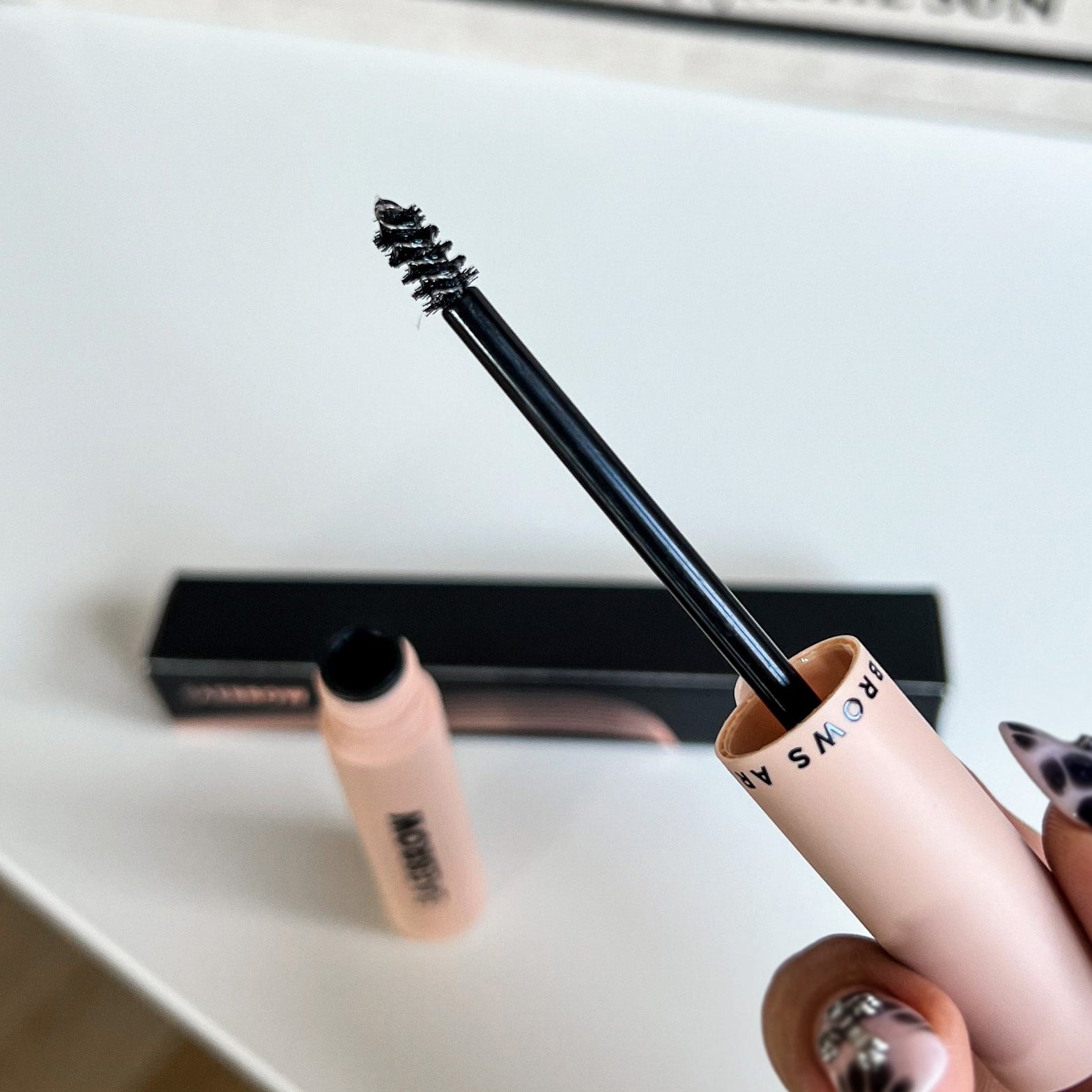 Free G-LAM MAX Clear Brow Gel - BAEBROW