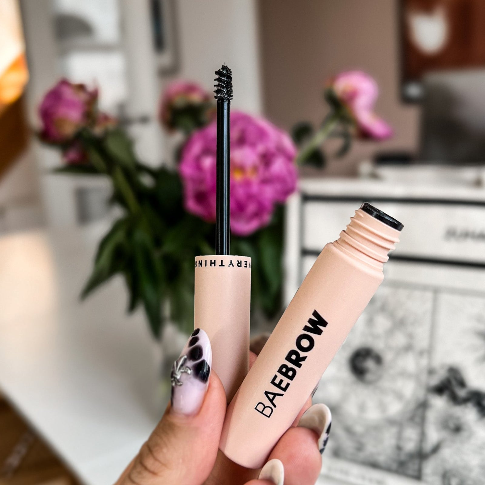 Free G-LAM MAX Clear Brow Gel - BAEBROW
