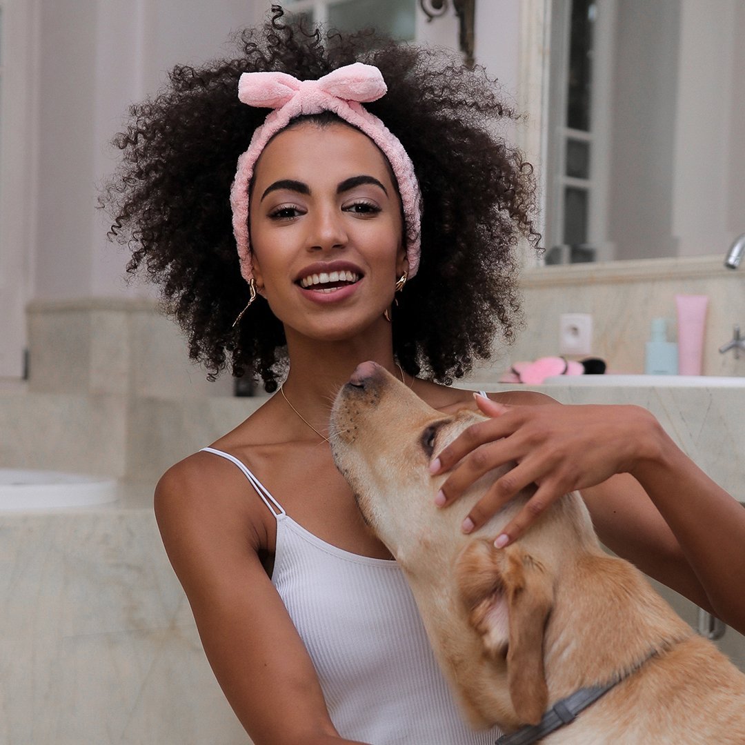 super soft BAEBAND for keeping hair back during your beauty routine in blush color comfortable for home spa rituals