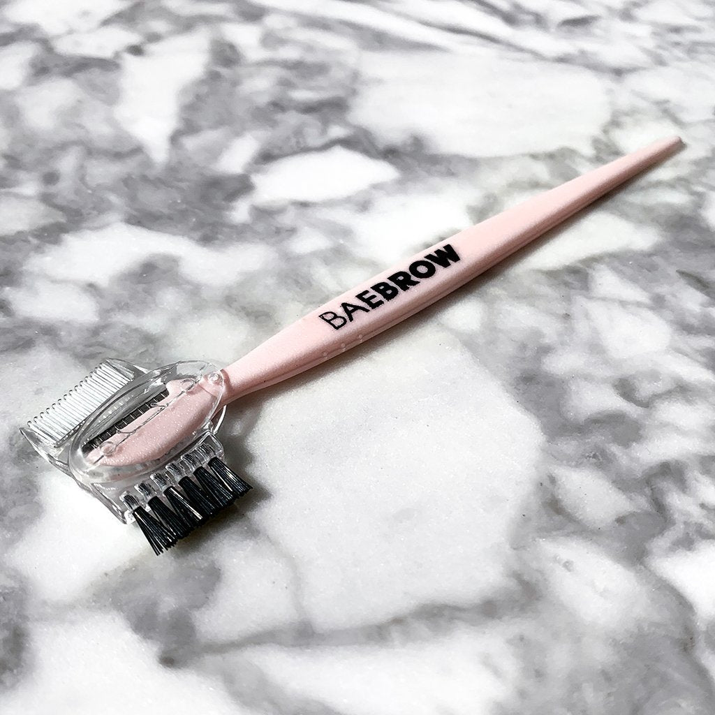 Eyebrow Mini Razor with Groomer - 2 pack for eyebrow shaping, grooming and styling, the razor for eliminating unwanted rogue hairs without plucking, waxing or threading, the groomer for combing your brows into place in light pink color